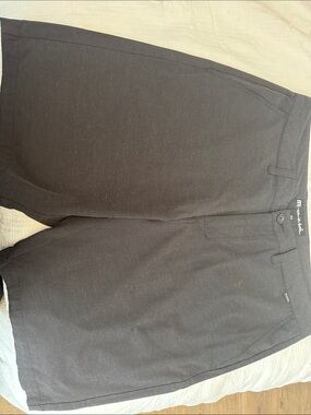 Travis Mathew Golf Men's Black Shorts